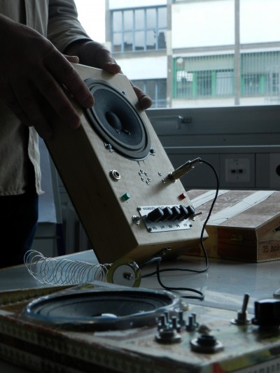 fuzztone soundbox by charlotte rauth-01